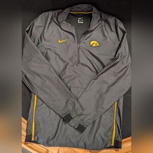 Brand New Iowa Hawkeye Nike 1/4 Pullover